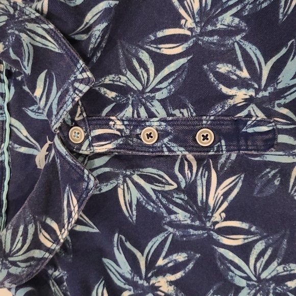 TOMMY Bahama Blue Leaf Design Polo Shirt - Picture 3 of 6
